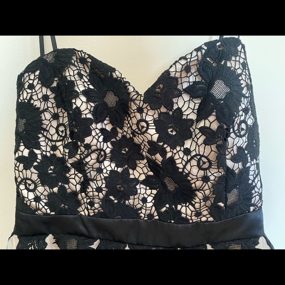 NEW! Jr Plus Party/Prom Dress - Picture 3 of 11